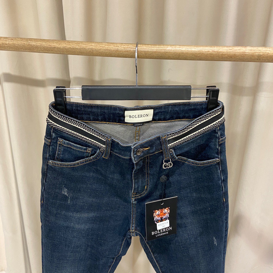 Lịch sử giá Quần bò Dior nam đen cực đẹp Quần Jean Dior nam phối họa tiết túi quần cập nhật 72023 BeeCost #5 Lịch sử giá Quần bò Dior nam đen cực đẹp Quần Jean Dior nam phối họa tiết túi quần cập nhật 72023 BeeCost